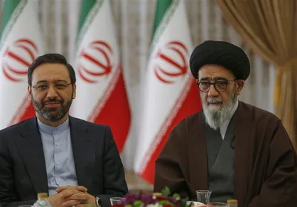 یادبود شهیدان آل&zwnj;هاشم و رحمتی در دیدار امروز مردم تبریز با رهبر انقلاب + عکس