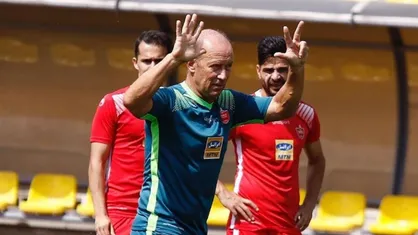 واکنش سرمربی پرسپولیس به پرداخت نشدن اولین قسط دستمزدش