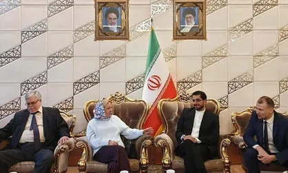 &laquo;وزیر فرهنگ روسیه&raquo; وارد &laquo;تهران&raquo; شد