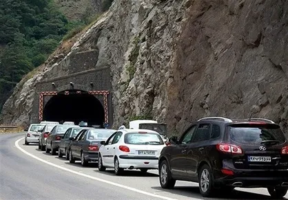 ترافیک سنگین در جاده&zwnj;های شمال/ مه&zwnj;آلودگی در هراز و کندوان!