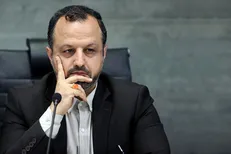 خاندوزی: حدود ۶۰ هزار میلیارد تومان تکلیف بودجه ۱۴۰۳ دولت برای واگذاری شرکت‌های دولتی به بخش خصوصی است