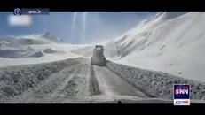 لحظه ریزش بهمن در زنجان