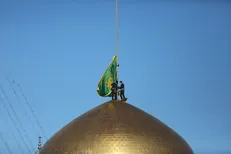 پرچم گنبد امام رضا (ع) تعویض شد + عکس