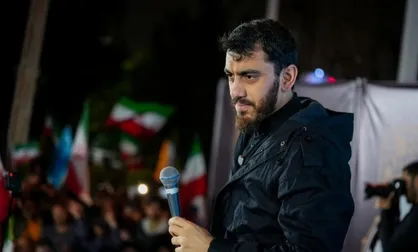 این فتوحات و حماسه&zwnj;ها را باید آوینی&zwnj;ها و فردوسی&zwnj;ها به قلم بکشند