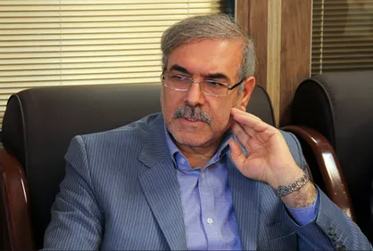 دفاع مشاور رئیس جمهور از مناطق آزاد/ ۲۶۱ واحد صنعتی دانش بنیان در مناطق آزاد ایجاد شده است