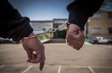 تعقیب و گریز مسلحانه در تهرانپارس؛ دستگیری یکی از سارقان حرفه‌ای پس از تیراندازی پلیس