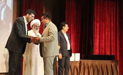 سه پژوهشگر برتر سال ۹۶ دانشگاه آزاد رفسنجان معرفی شدند