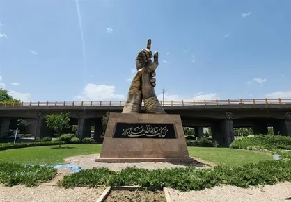 رونمایی از المان فاخر غدیر در مشهد/ طبخ ۱۶۸ دیگ غذا به یاد کودکان میناب
