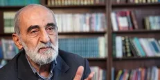غربی‌ها آبروی دموکراسی را برده‌اند