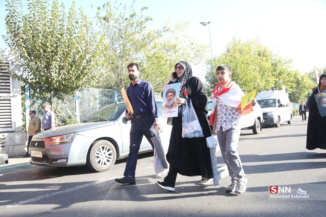 نماز جمعه به امامت رهبر انقلاب