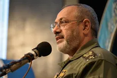 نصیرزاده: دلاورمردان نیروی هوایی، جانانه از ساحت اهل بیت دفاع کردند/ افتخار میکنم که خادم زوار امام حسین(ع) هستم