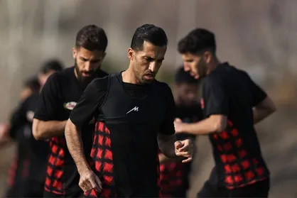تمرین بانشاط پرسپولیسی&zwnj;ها در زمین جدید