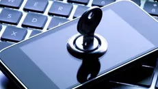 رجیستری مهم‌ترین راه مبارزه با قاچاق گوشی تلفن‌های همراه/ وزیر ارتباطات برنامه مناسبی برای اجرای طرح داشته باشد
