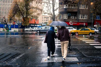 گرمای ادامه&zwnj;دار هوای تهران/ ورود سامانه بارشی از روز سه&zwnj;شنبه