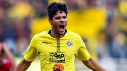 دست رد مهاجم علاقه&zwnj;مند به پرسپولیس به سینه باشگاه اصفهانی؟