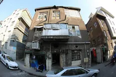 پاساژ دراکولا در خیابان جمهوری تعطیل می‌شود
