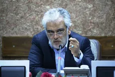 دانشگاه در ۱۰ سال گذشته برای جوانان کاری نکرده‌/ دانشگاه آزاد باید تحول ایجاد کند