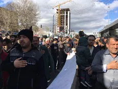 ‌دانشجویان انقلابی با مسئولان شهری مشهد اتمام حجت کردند/ اجازه نمی‌دهیم مشهد را از ریل زیارتی و انقلابی خارج کنند