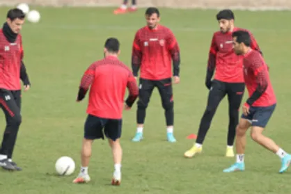استارت دوباره پرسپولیسی&zwnj;ها پس از تشریح برنامه&zwnj;ها/ مرور کار&zwnj;های تاکتیکی و فوتبال هدفمند