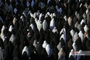 اقامه نماز عید فطر در حرم حضرت معصومه (س)