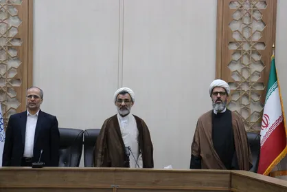 تعطیلی طب سنتی در ایران به زمان پهلوی اول بر می&zwnj;گردد / ایران جزو ۶ کشور دارنده تکنولوژی موشک ماهواره&zwnj;بر است