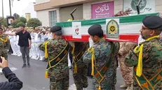 پیکر شهید مدافع وطن در گلزار شهدای نوشهر به خاک سپرده شد