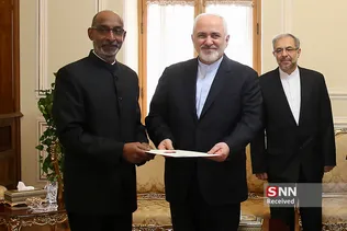 دیدار سفیر جدید هند با وزیر امورخارجه
