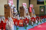 اهدای جهیزیه توسط گروه جهادی خادمين فاطمی