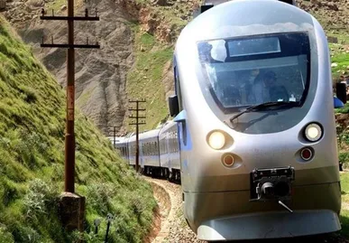 آغاز پیش‌فروش بلیت قطارهای مسافری تیرماه از چهارشنبه