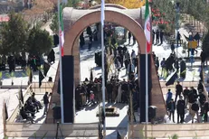 دانشکده فنی دانشگاه شهید باهنر چشم انتظار حضور یک قهرمان ملی/ شهید گمنام ۱۹ ساله مهمان جدید دانشجویان کرمانی+ عکس