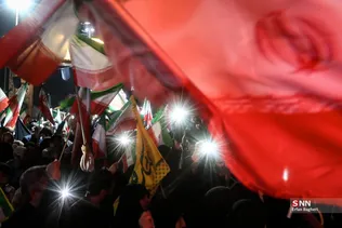 مراسم وداع با پیکر شهدای ناوشکن دنا در میدان تجریش تهران