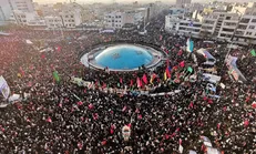 خبرنگار نیویورک‌تایمز: در ۲۵ سال گذشته هرگز چنین مراسمی دیده نشده است