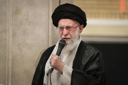 رهبر انقلاب: جمهوری اسلامی استحکام بی&zwnj;نظیر پایه&zwnj;های نظام و کشور را به دنیا نشان داد+فیلم