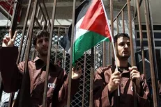 انتشار اسامی ۳۰۰ اسیر فلسطینی که قرار است طبق توافق آزاد شوند