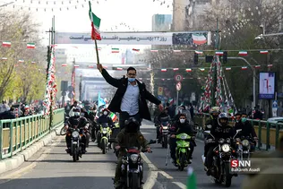 راهپیمایی یوم الله ۲۲ بهمن در تهران (3)