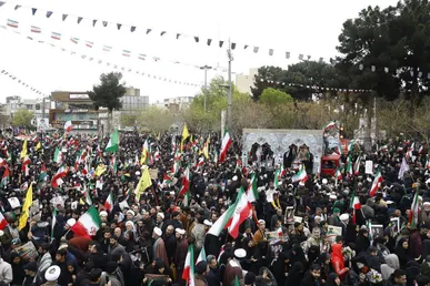 ترامپ بداند دیوانه‌ها محکوم به سرنگونی هستند/ آقا مجتبی ما تا آخرین قطره خون پای بیعت با شما هستیم