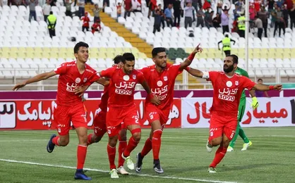 پیروزی پرگل تراکتورسازی مقابل فجر و صعود به مرحله یک چهارم