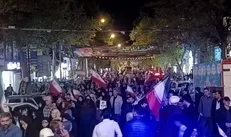 سیل جمعیتی که خسته نمی‌شود + فیلم