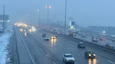 هشدار بارش برف و لغزندگی محورهای مواصلاتی استان البرز/ مسدود بودن محور کرج-کندوان و طالقان-هشتگرد
