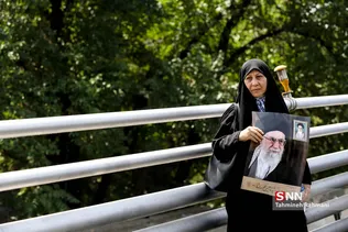 مراسم تشییع پیکر مطهر ۱۵۰ شهید دفاع مقدس در تهران