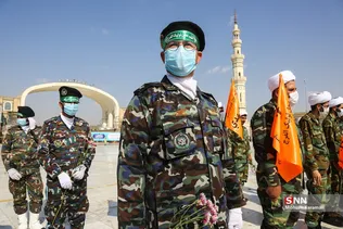 صبحگاه مشترک نیرو‌های مسلح در مسجد جمکران