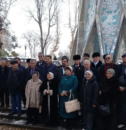 بازدید تور گردشگری ادبی تاجیکستان از جاذبه&zwnj;های نیشابور
