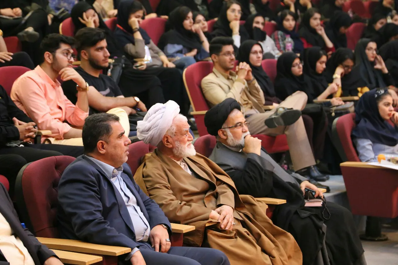 بزرگترین تجمع دانشجویان هرمزگانی در علوم پزشکی استان