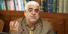 جعفرزاده ایمن آبادی در تشریح نشست فراکسیون مستقلین: راه‌حل وزارت صمت برای کاهش قیمت خودرو افزایش تیراژ است