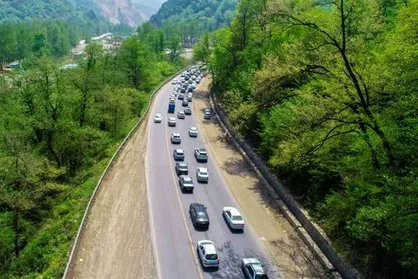 کندوان و هراز یک&zwnj;طرفه می&zwnj;شود / ترافیک سنگین در جاده&zwnj;های تهران-شمال
