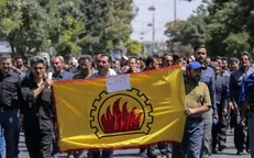کارگران آذرآب برای اعتراض در محوطه کارخانه محکوم شدند / اعتراضات کارگران به سوءمدیریت