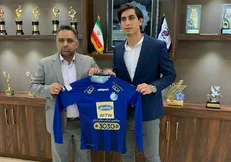 اتفاق جالب در اردوگاه آبی‌ها؛ بازیکن جنجالی از استقلال پول نمی‌گیرد پول هم می‌دهد! + عکس