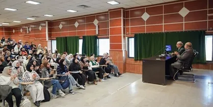 ضرورت گسترش ارتباطات بین&zwnj;المللی از طریق دیپلماسی علم