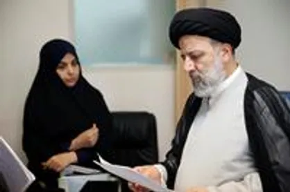 بازدید سرزده حجت الاسلام  رئیسی از مرکز ارتباطات مردمی قوه قضاییه