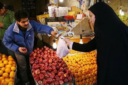 تامین ۱۸۰ تُن سیب و پرتقال شب عید/ ۱۵ هزار کیلو خرما برای ماه رمضان توزیع می&zwnj;شود